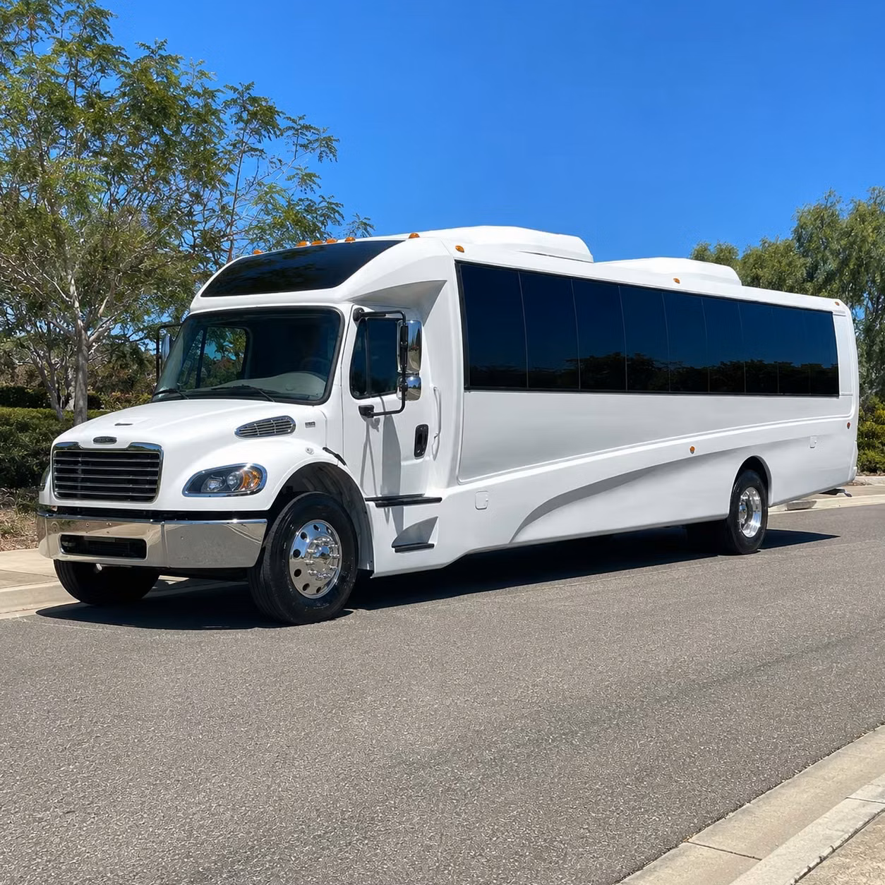 25 passenger minibus