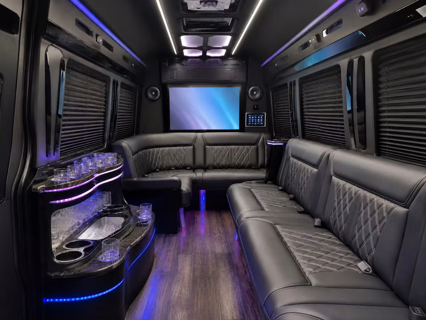 bus rental options for chattanooga trips