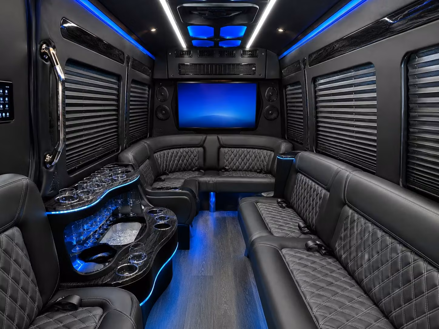 no carpool stress prom transportation in chattanooga keeps every group together
