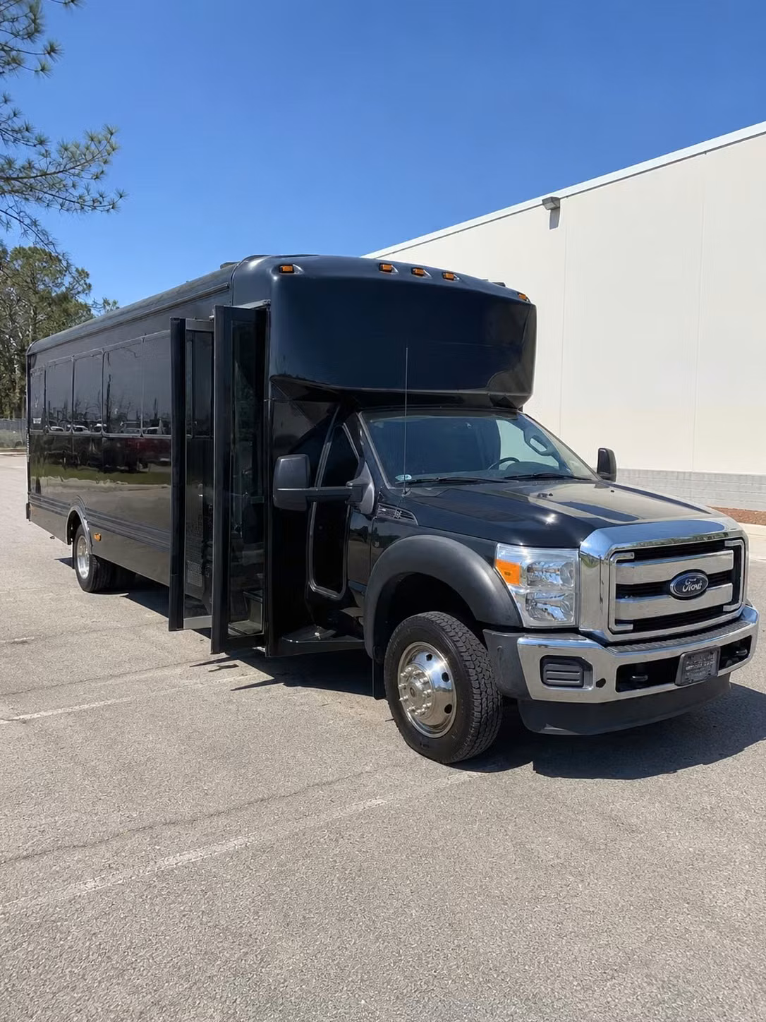 party bus rentals for chattanooga bachelorette parties and birthday celebrations