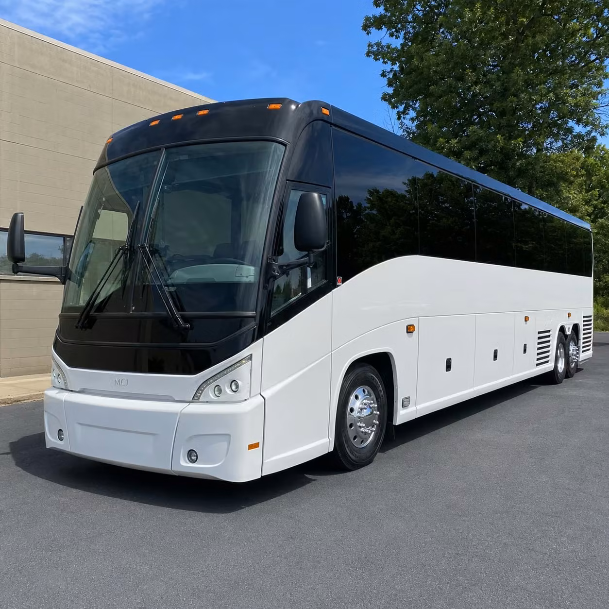through a network of independent bus companies chattanooga groups can reach atlanta orlando and every major southeast destination